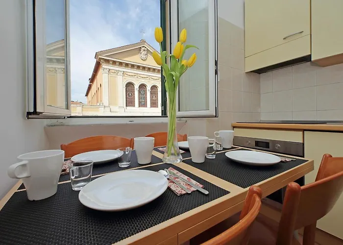 Apartment Vatican 47